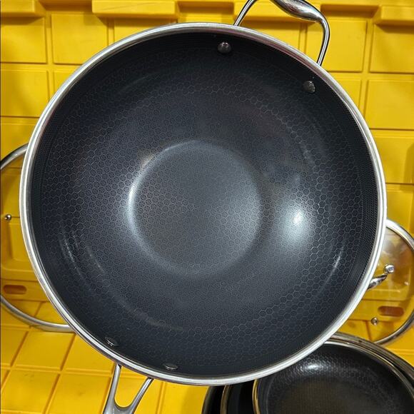 HEXCLAD 7-Piece Nonstick Stainless Steel Frying Pan Set 8 10 12- Lids Wok $600 - Picture 3 of 10